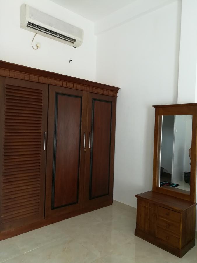 Hotel Sea Breeze Bentota Esterno foto